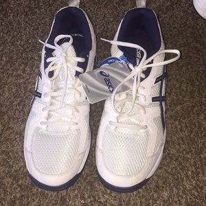 ASICS tennis shoes